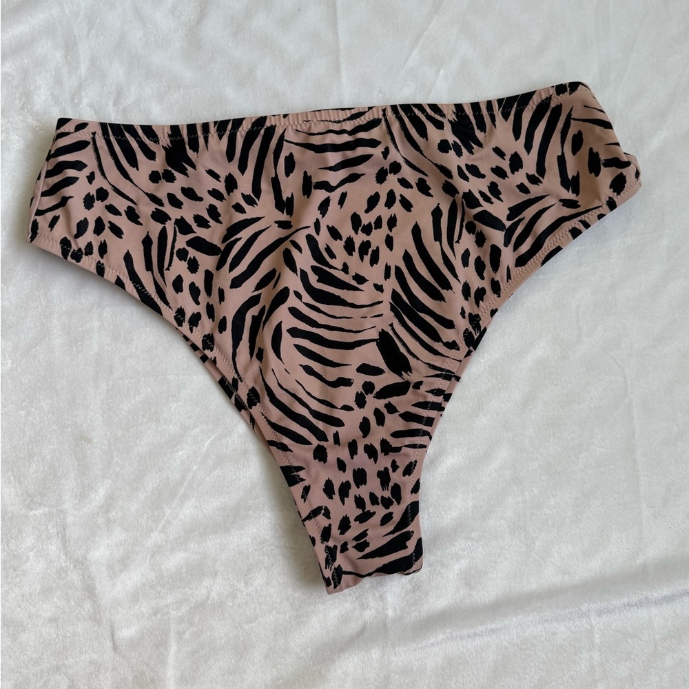Shade & Shore Women’s Animal Print Bottoms - Black and Tan